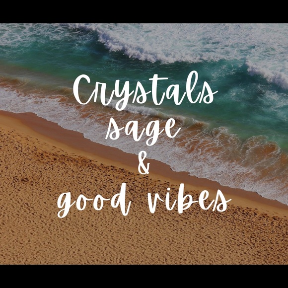 ℋ𝑜𝓁𝒹  𝒜  𝒞𝓇𝓎𝓈𝓉𝒶𝓁 💎 - Picture 2 of 3